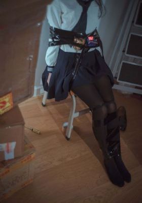 撕开她的乳罩慢慢捏捏_BD英语全集免费播放