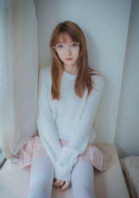 女大学生的沙_1080在线观看视频
