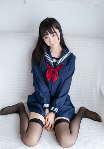 男人吃奶视频_加长未删减版在线观看
